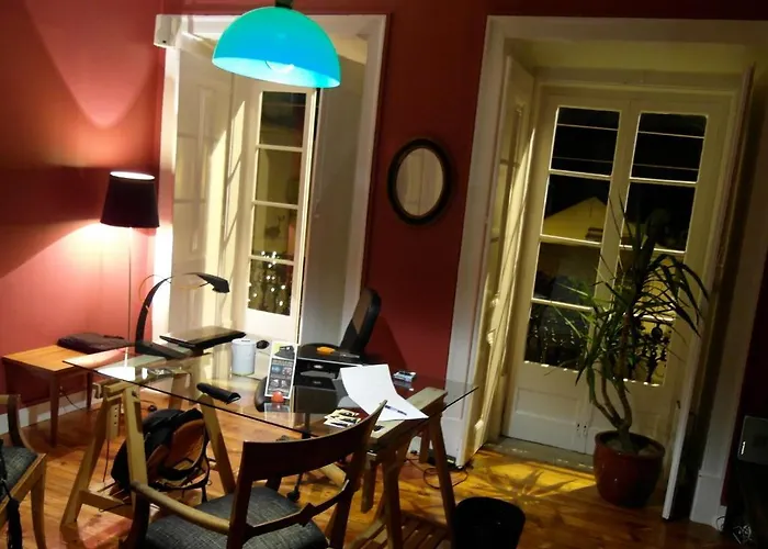 Auberge de jeunesse Graca 28 *